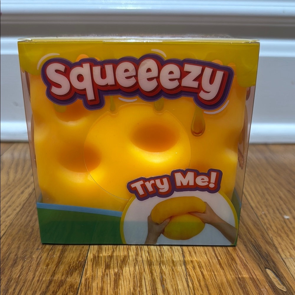 Squeezy Cheese Toymendous NIB
